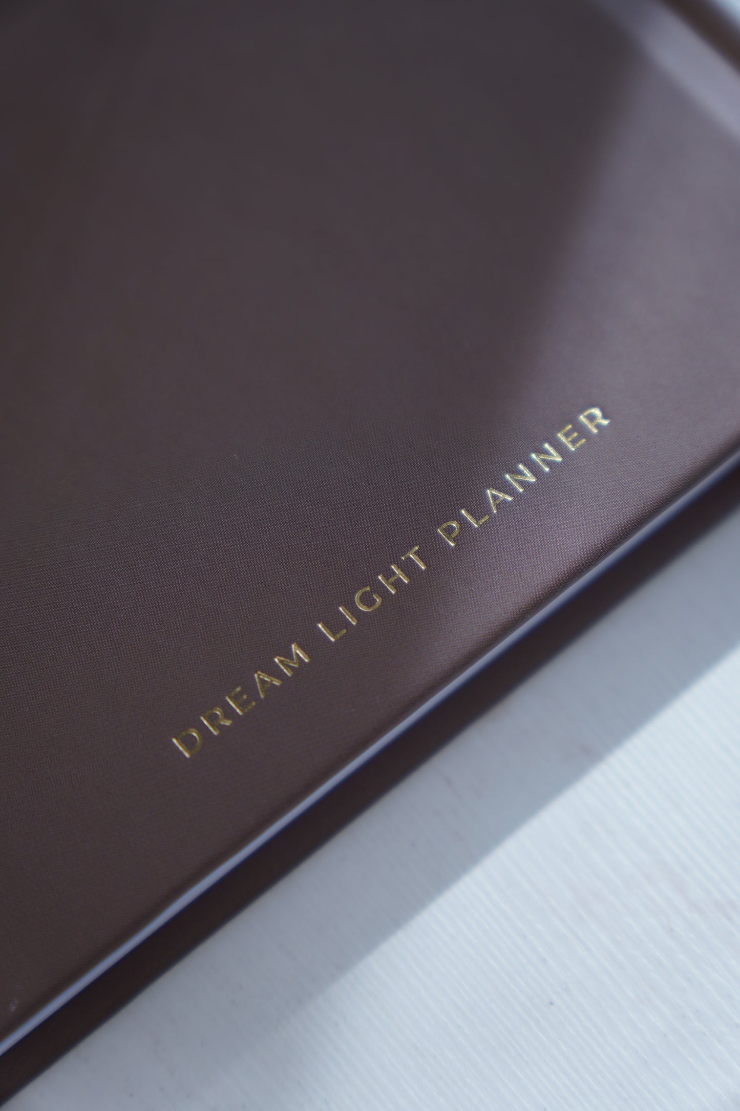 JAUNUMS. MELNS. Zīmola Dream Light Planner 2027 – elegants nedēļas plānotājs