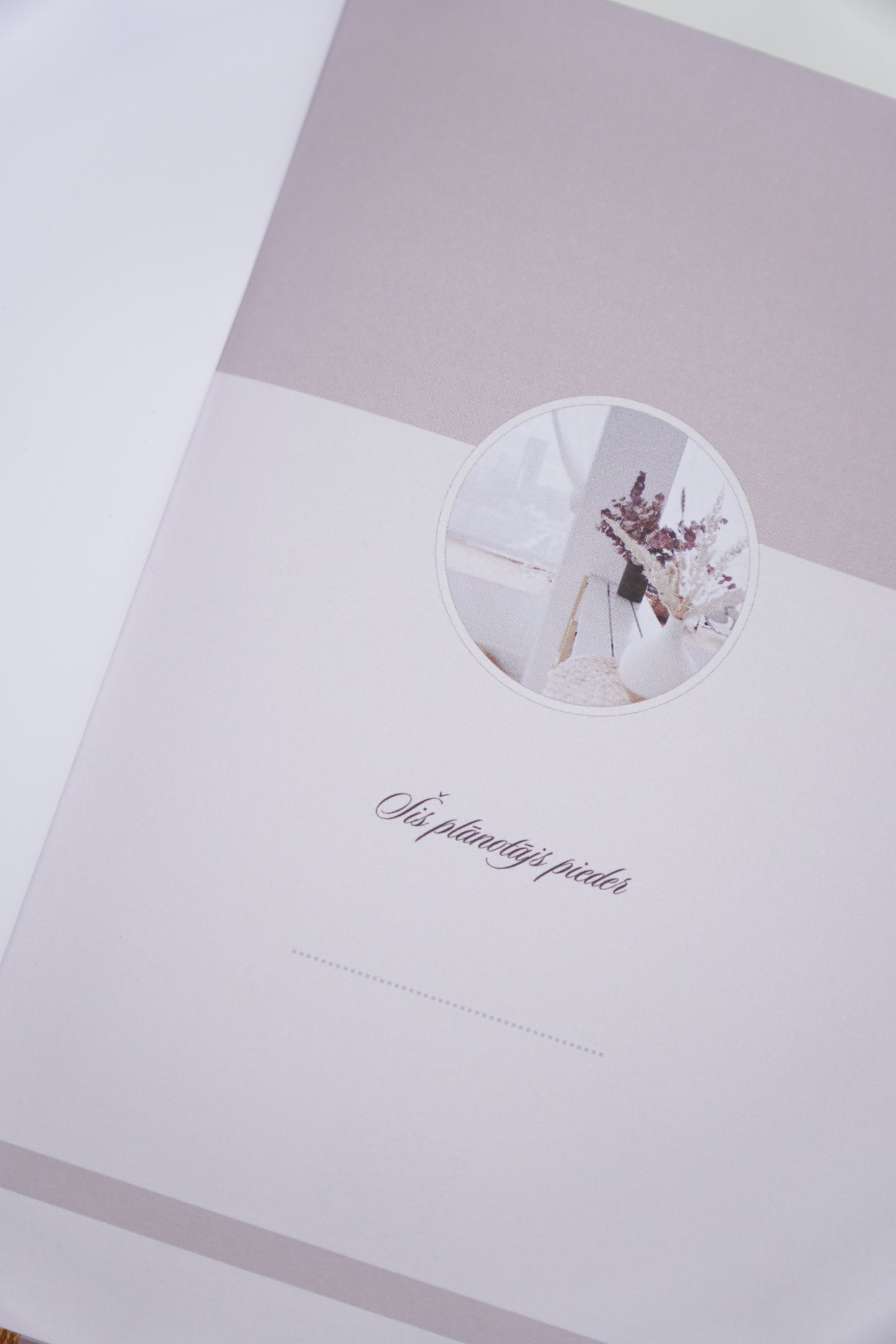 JAUNUMS. PŪDERROZĀ. Zīmola Dream Light Planner 2027 – elegants nedēļas plānotājs