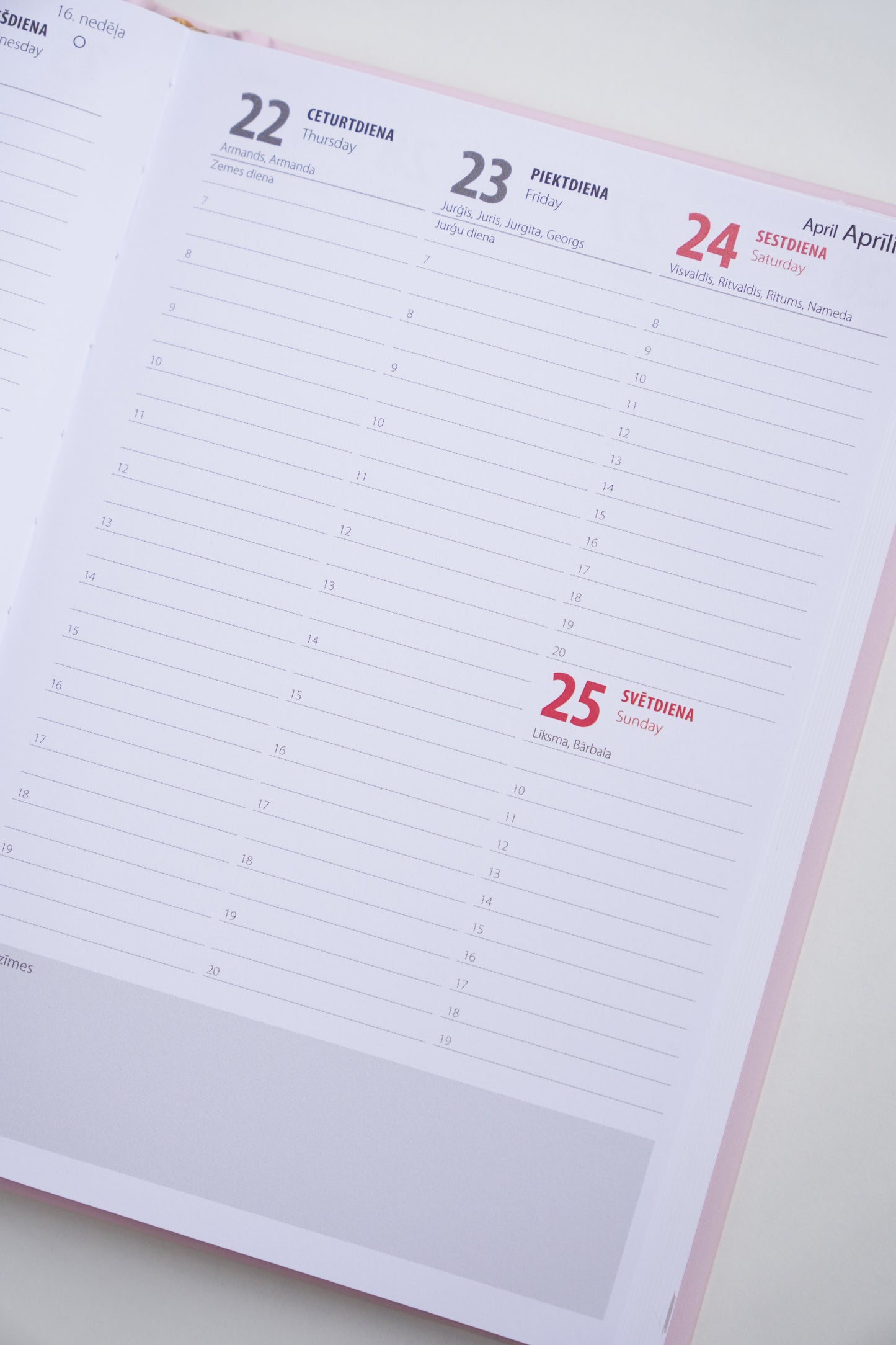 JAUNUMS. PŪDERROZĀ. Zīmola Dream Light Planner 2027 – elegants nedēļas plānotājs