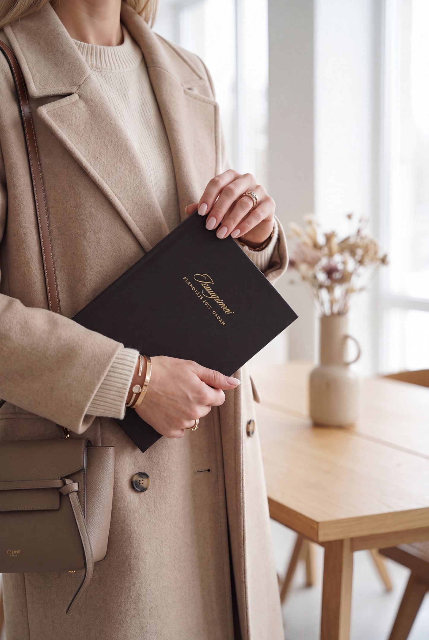 JAUNUMS. MELNS. Zīmola Dream Light Planner 2027 – elegants nedēļas plānotājs